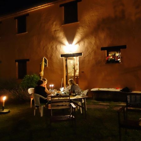 Agriturismo Monterosello 치타디카스텔로 외부 사진